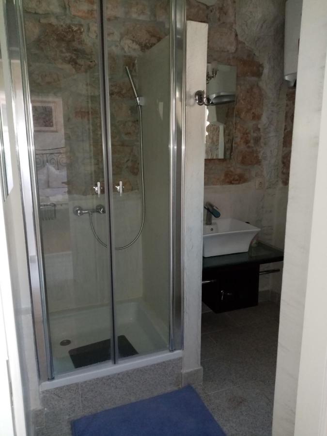 Appartamento Casa Di Marko 105 M2 Garden Rovigno Esterno foto