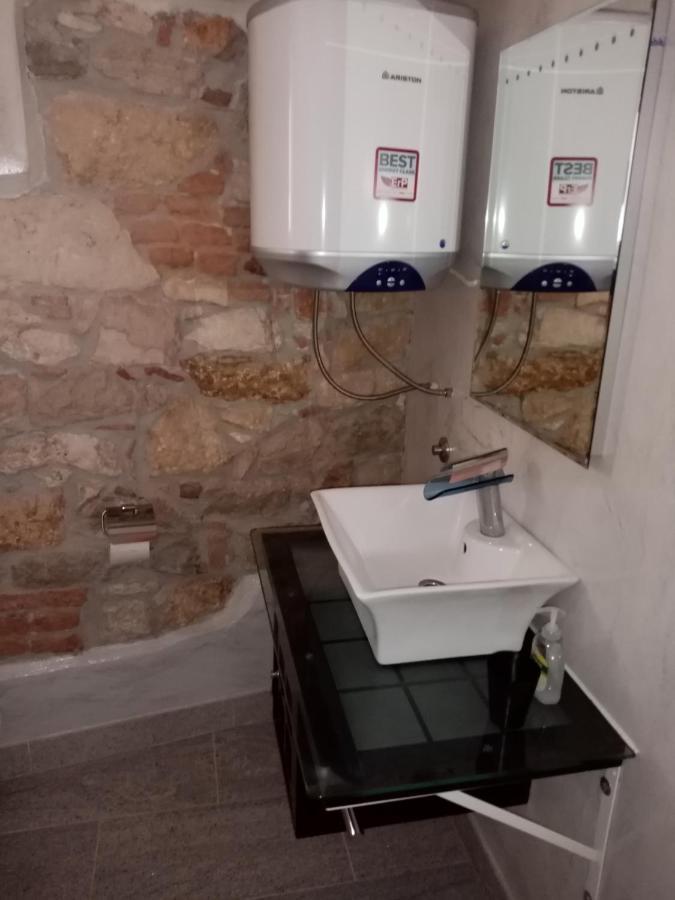 Appartamento Casa Di Marko 105 M2 Garden Rovigno Esterno foto