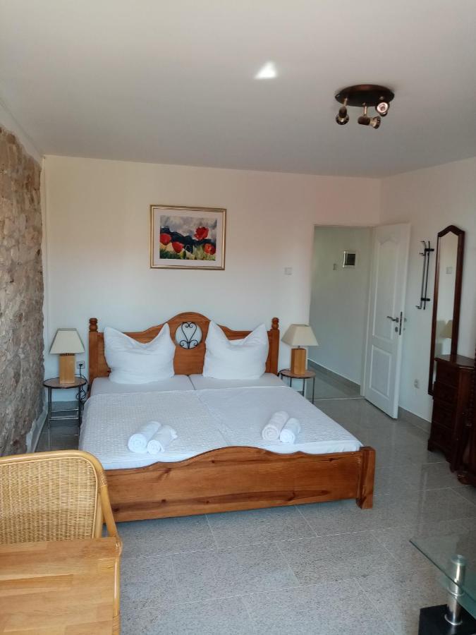Appartamento Casa Di Marko 105 M2 Garden Rovigno Esterno foto